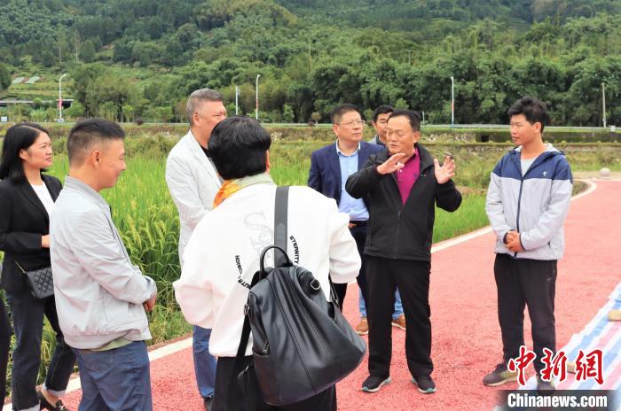 海外專家指導育種 助閩東發展農業“芯片”